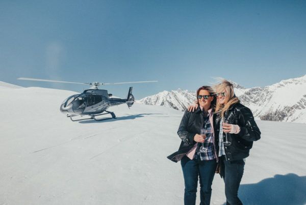 New-Zealand-glacier-landing-